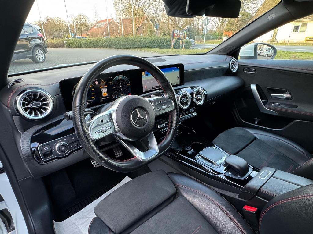 Mercedes-Benz CLA 35 AMG