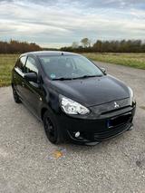 Mitsubishi Space Star 1.0 schwarz 8-fach b... - Mitsubishi Space Star in München