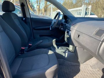Fahrzeugabbildung SKODA Fabia 1.2 Combi*Klimaanlage*5-türig*ABS*AHK*