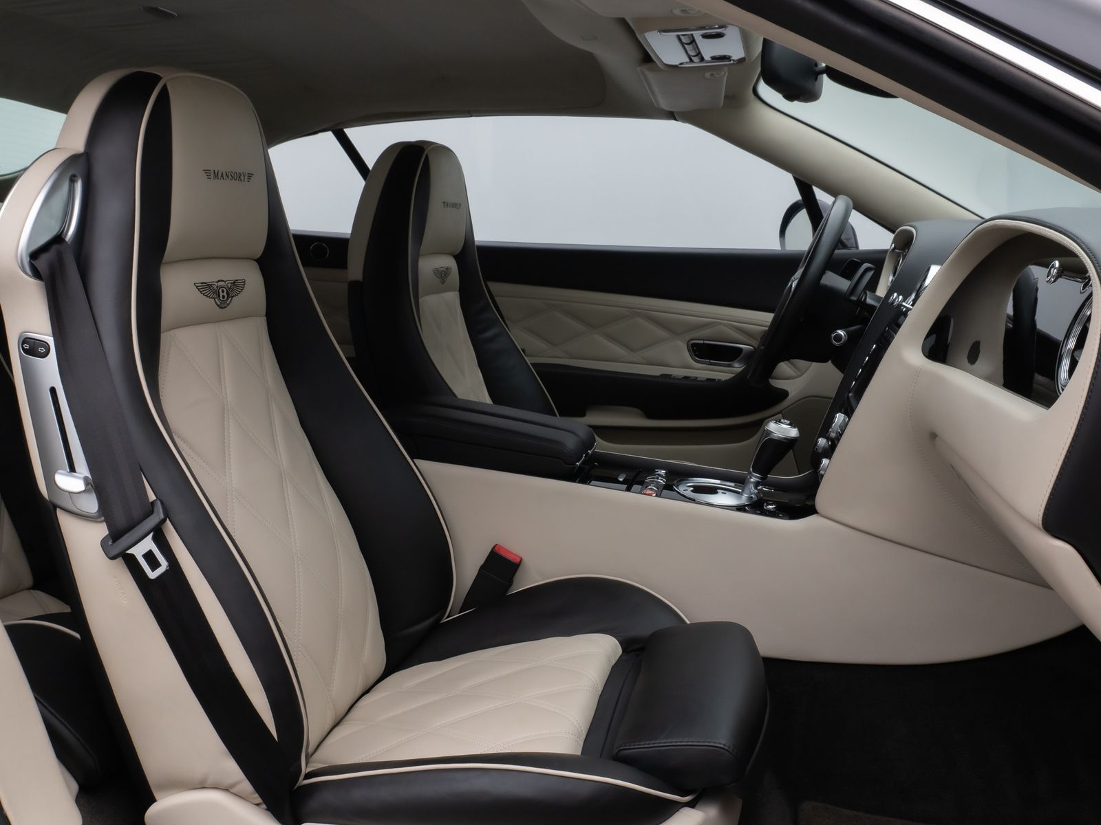 Fahrzeugabbildung Bentley Continental GTC MANSORY Speed Massage VOLL