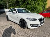 BMW 218 Baureihe 2 Coupe 218 d Sport Line/Bi-Xenon