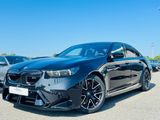 BMW M5 Limousine M Drivers P. DAB LED Pano.Dach RFK - BMW M5 New cars