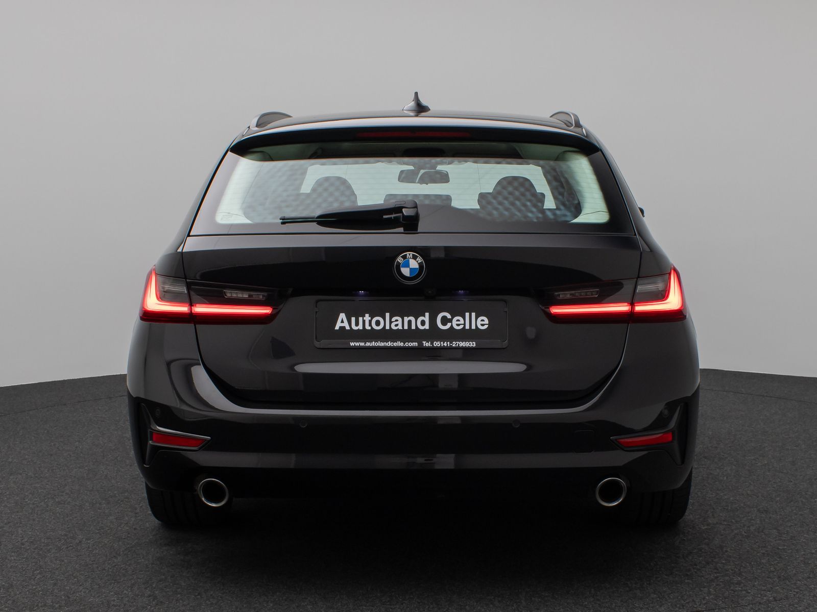 Fahrzeugabbildung BMW 318i GeschwindigReg DAB Alarm Kamera Sportsitz