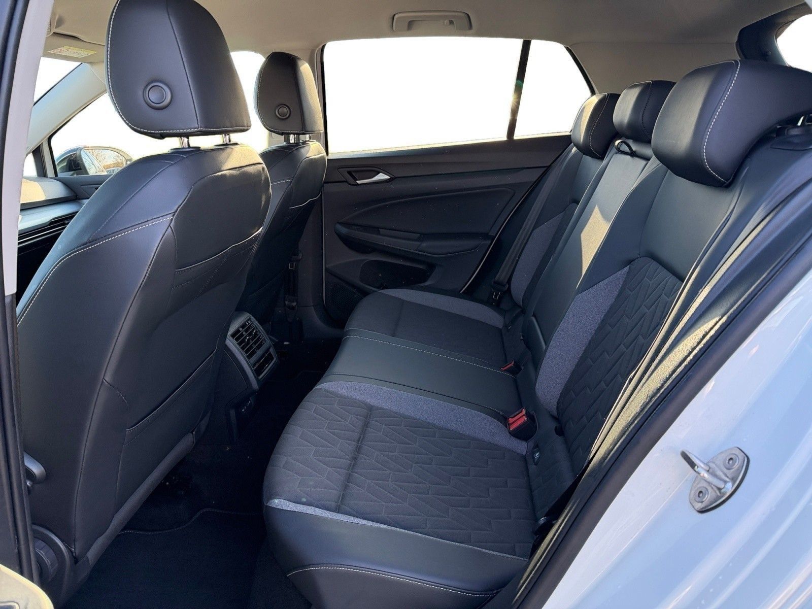 Volkswagen Golf - Bild 14