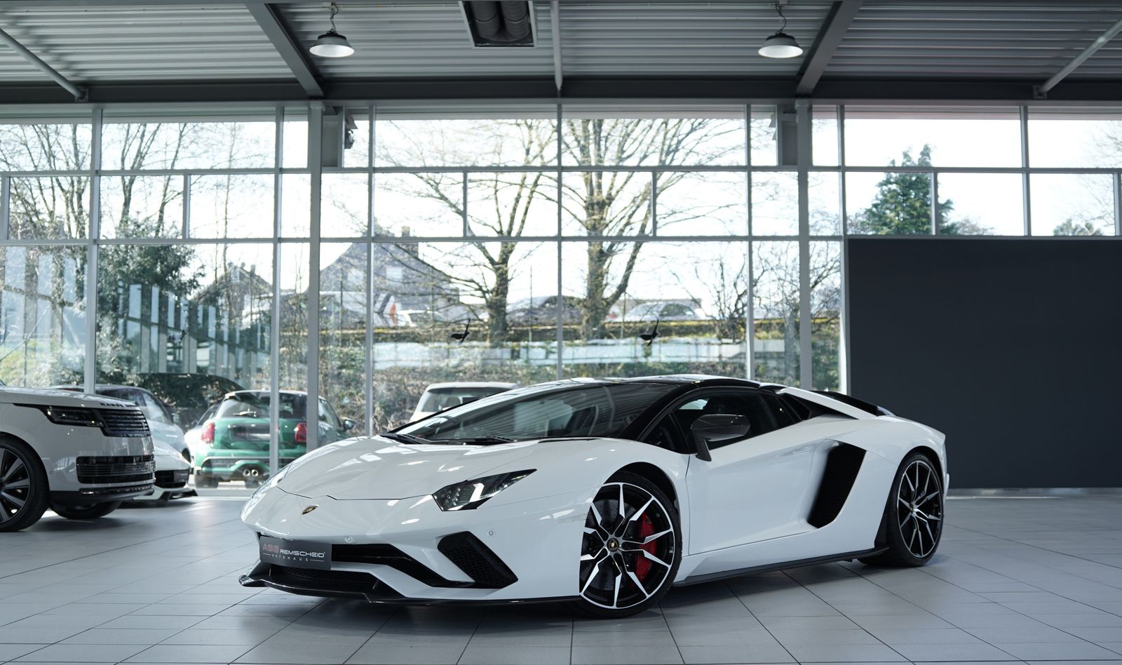 Lamborghini Aventador