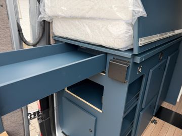 HYMER  ERIBA  HYMERCAR Eriba Car 600 Schlafdach Chassis+Winterpaket