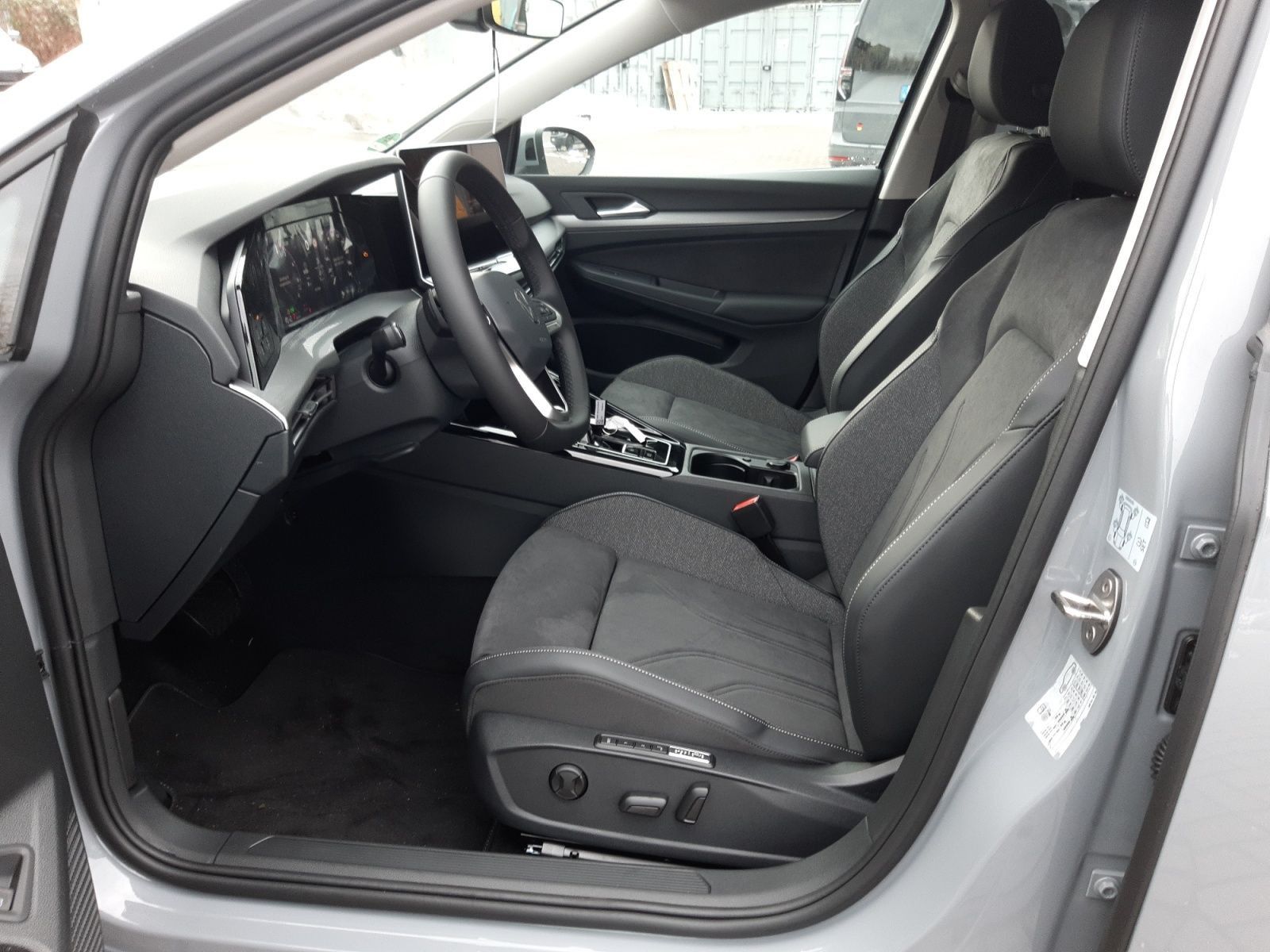 Golf Style 1,5 l eHybrid OPF 110 kW (150 PS) / 8