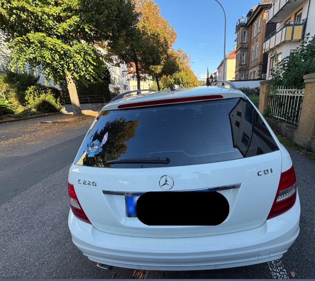 Mercedes-Benz C220 2012 — rear view