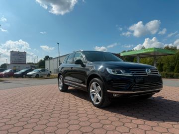 Volkswagen Touareg - 12