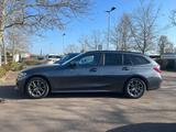 BMW 320d xDrive Advantage LED+Akustikglas+DynLicht+L - BMW 320 in Halle
