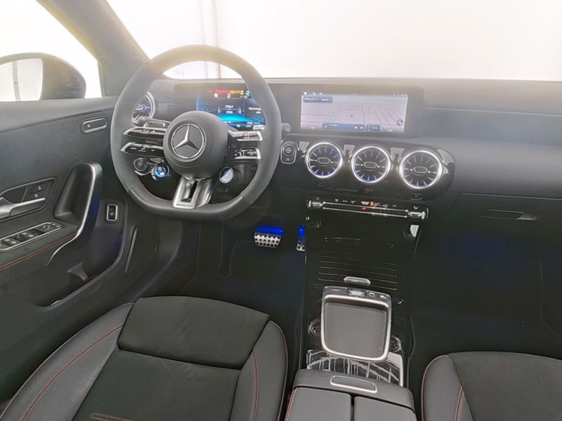 Fahrzeugabbildung Mercedes-Benz AMG A 35 4M Limousine Aero+Night II+Totw+Keyless