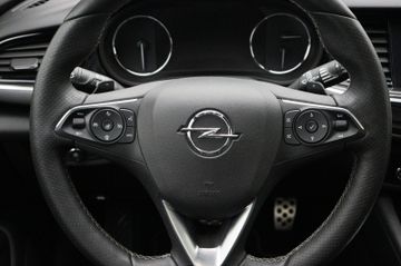 Fahrzeugabbildung Opel Insignia B Sports Tourer GSi 4x4