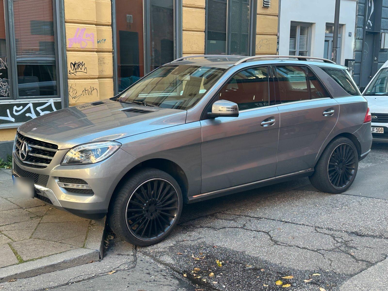 Mercedes-Benz ML 350