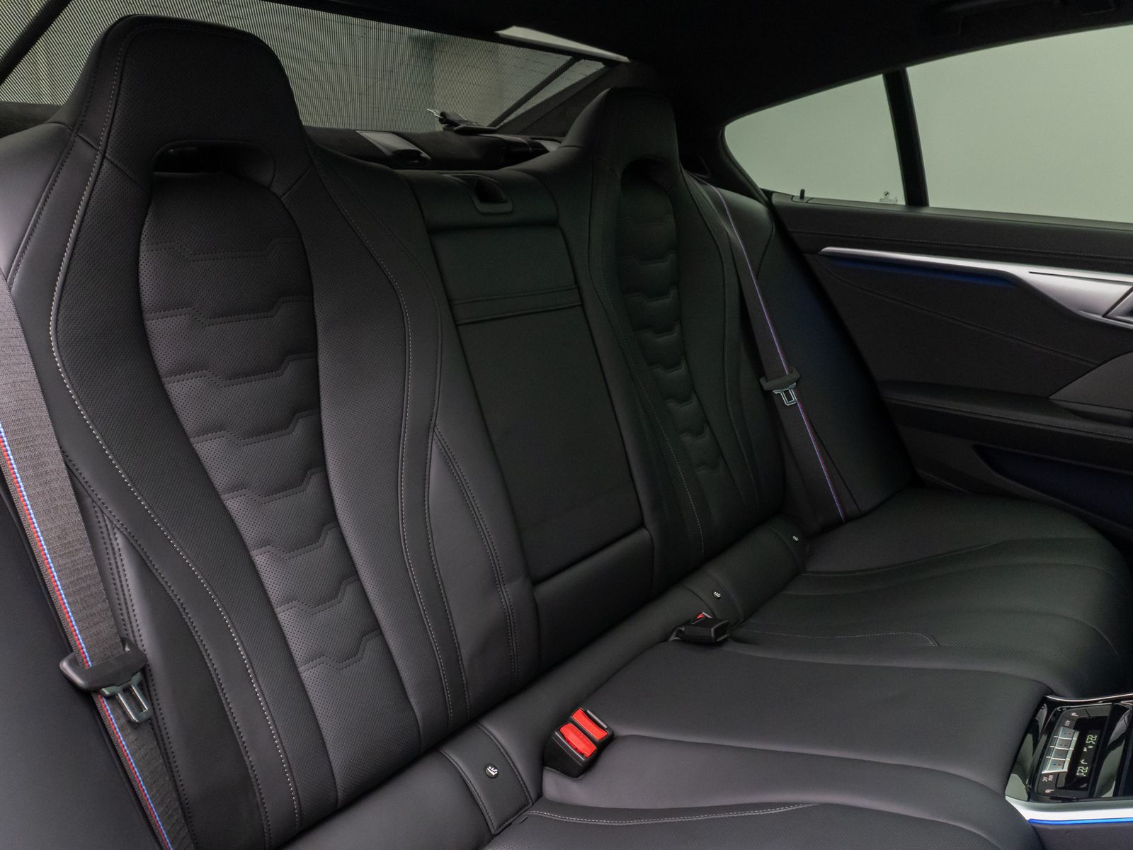 Fahrzeugabbildung BMW M850i xD GC 360° Laser SoftCl DAB Individual 20"