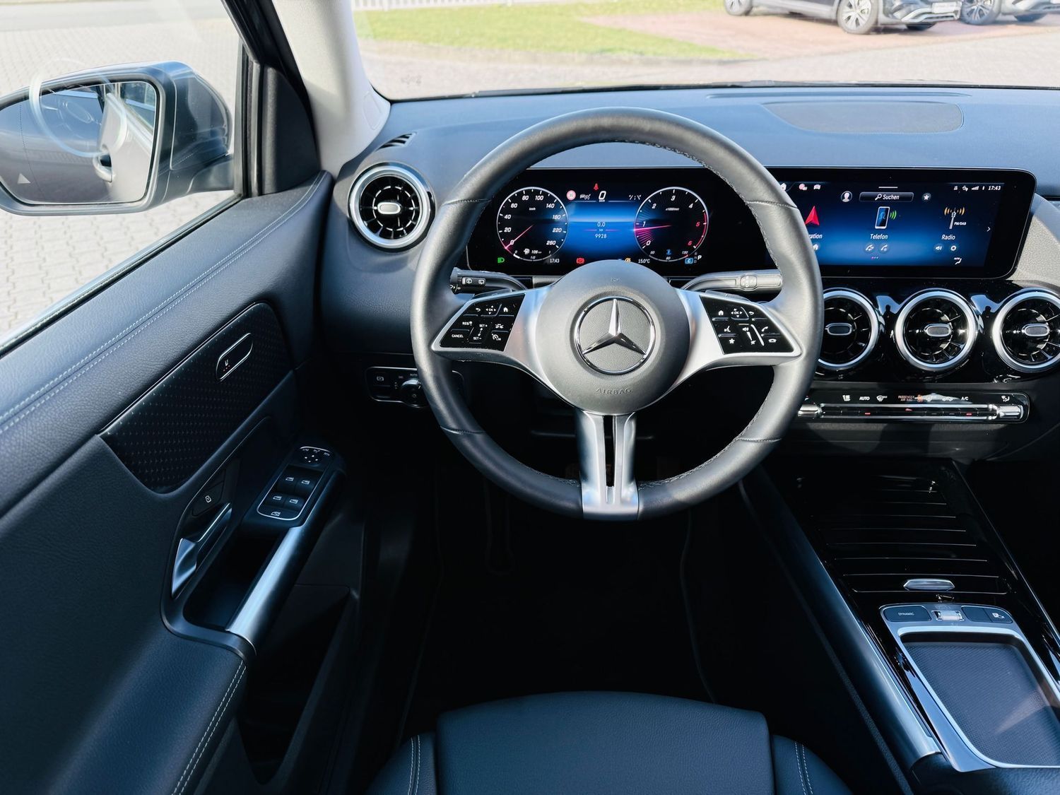 Fahrzeugabbildung Mercedes-Benz GLA 220 d 4M PROG. ADVANCED, Distronic, 360°, To