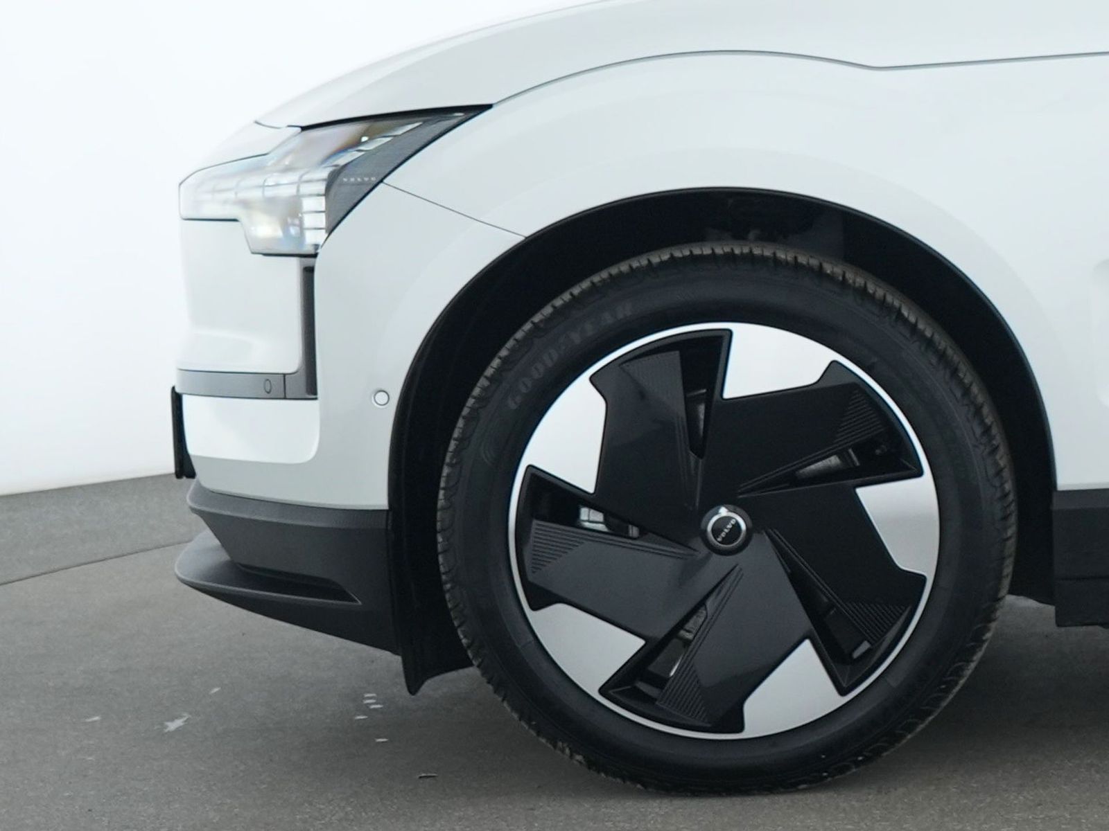 Volvo EX30 - Bild 13