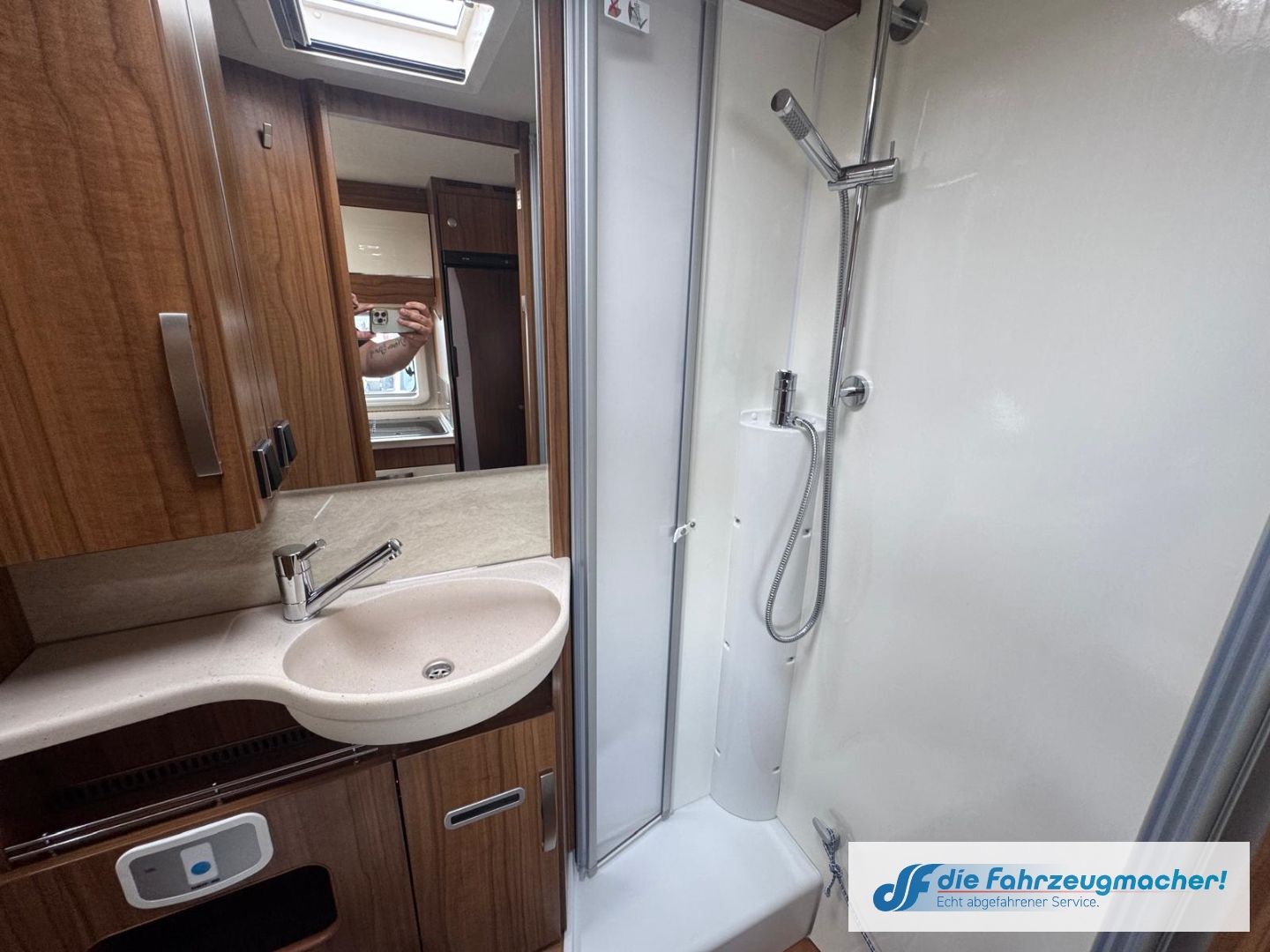 Fahrzeugabbildung Fiat Ducato 2.3 Hymer SL588 T588 SL Klimaautom Temp B