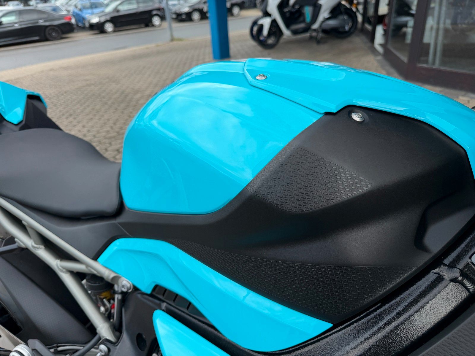 Fahrzeugabbildung BMW S 1000 RR - Sonderlackierung! Neu!
