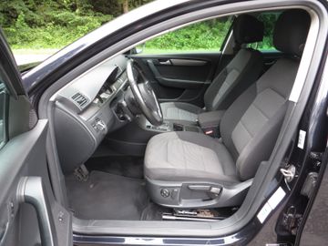 Volkswagen Passat Variant - 9