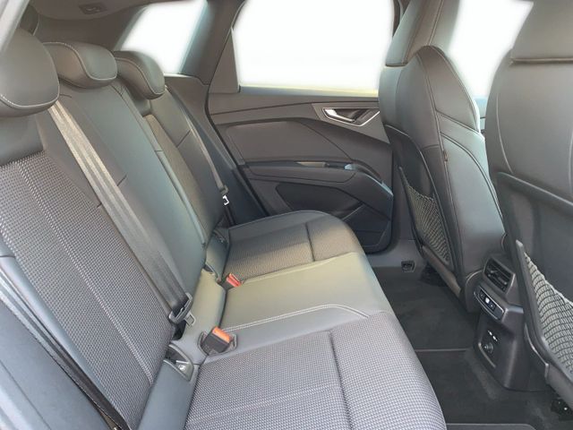 Q4 e-tron 45 QUATTRO S LINE AHK+KAMERA+AR HUD+WP