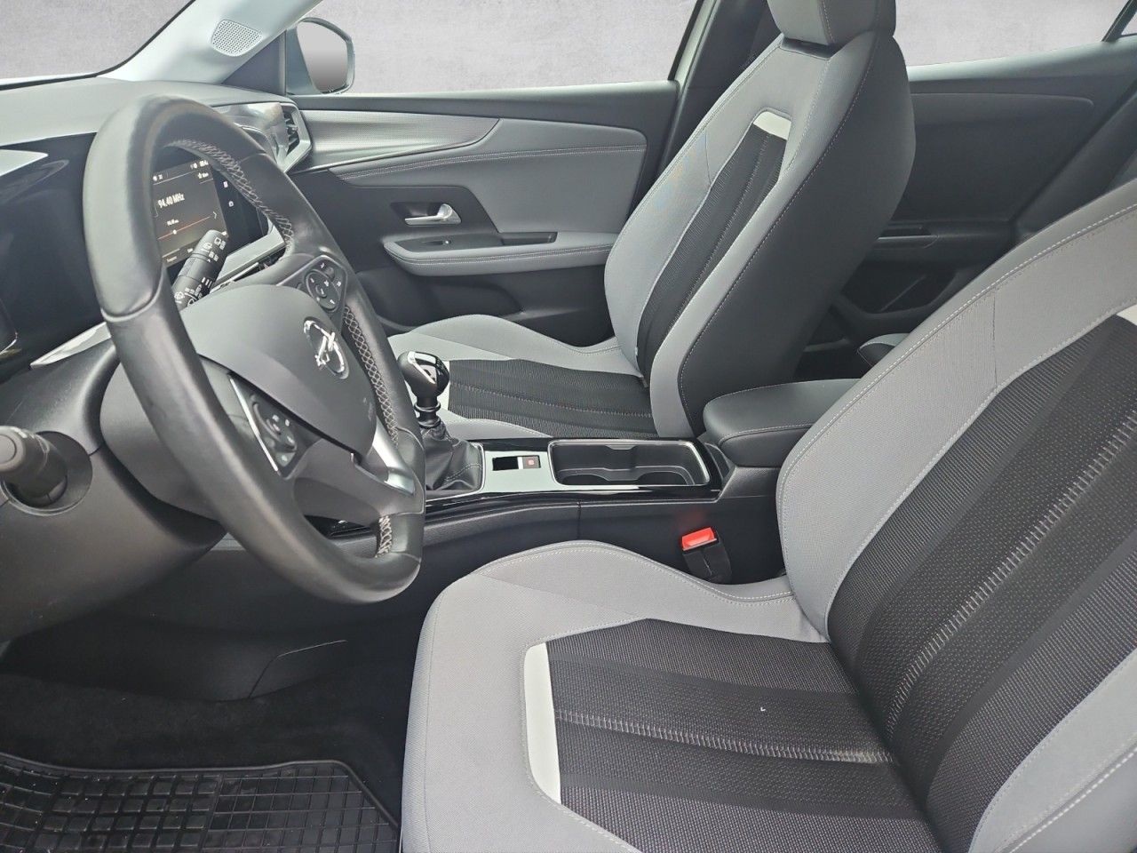 Fahrzeugabbildung Opel Mokka Elegance Winterpaket Klimaautomatik uvm.