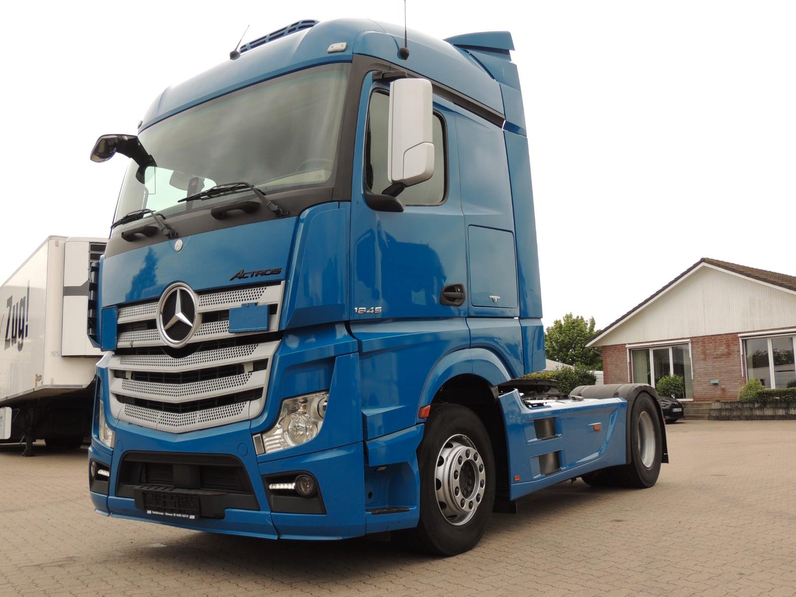 Mercedes-Benz 1845 StreamSpace/Retarder/Standklima