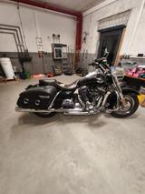 Harley-Davidson Road King Classic  - HARLEY-DAVIDSON 2010 ROAD KING