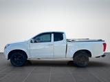 Isuzu D-MAX SPACE CAB 4WD - MIT IMPOSANTER OPTIK ! - Isuzu D-Max: Allradantrieb