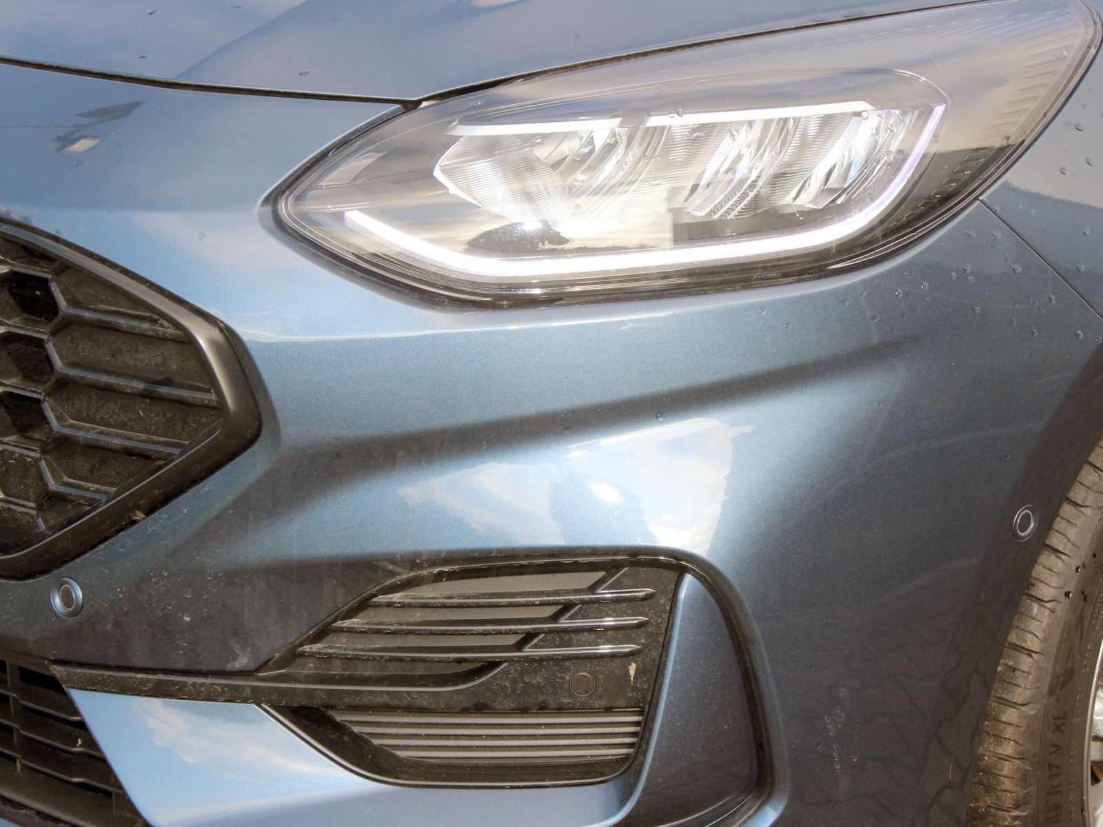 Fahrzeugabbildung Ford Fiesta ST-Line 1,0 EcoBoost Hybrid