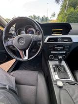Mercedes-Benz C 180 BlueEFFICIENCY/ BJ 2012/ 156 PS/ Benzin - Mercedes-Benz C 180 aus 2012: Limousine