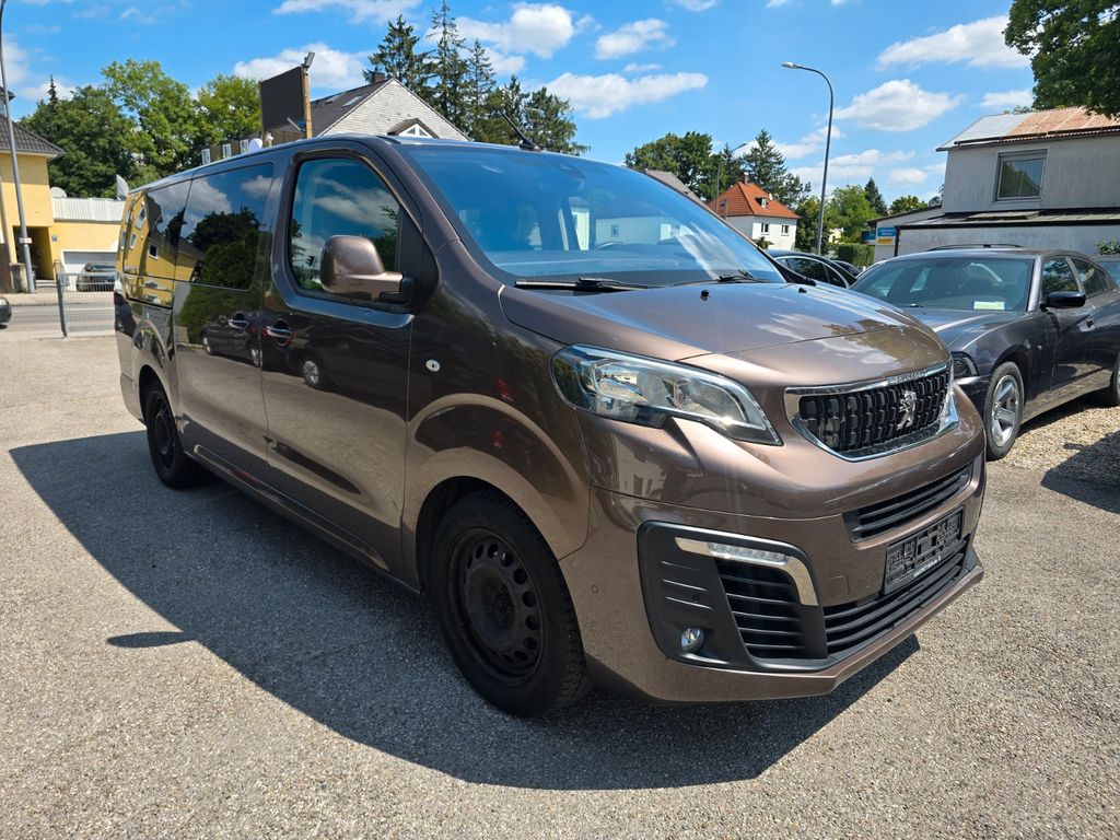 Peugeot Traveller
