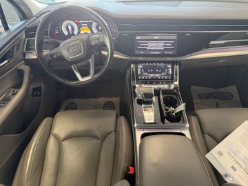 Audi Q7 - 12