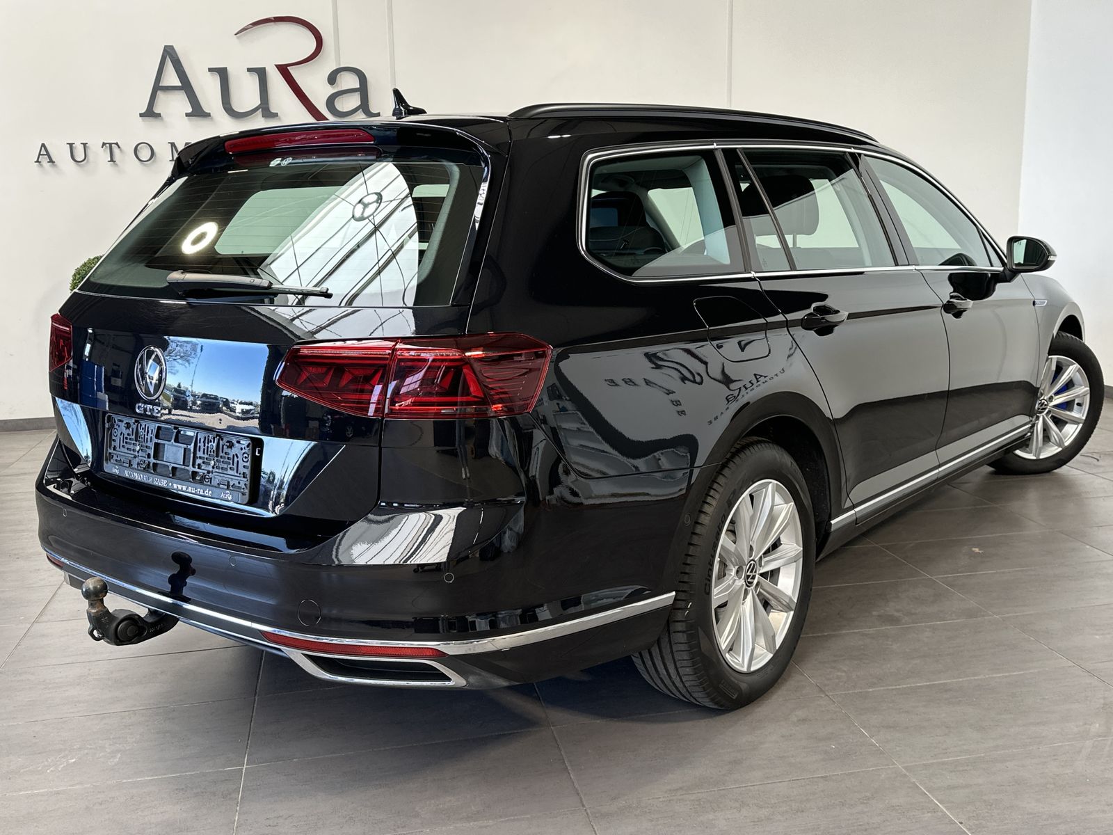 Fahrzeugabbildung Volkswagen Passat Variant GTE NAV+IQ-LIGHT+AHK+KAMERA+17ZO