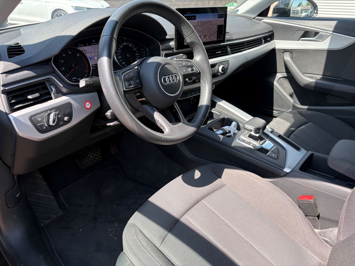 Audi A4 - Bild 6