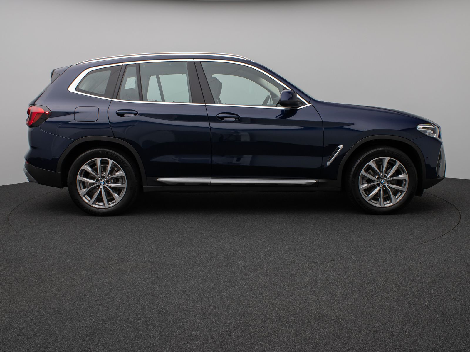 Fahrzeugabbildung BMW X3 xD20d Kamera DAB HiFi Lenkrhz AHK Alarm Sport