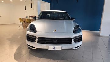 Porsche Cayenne - 2