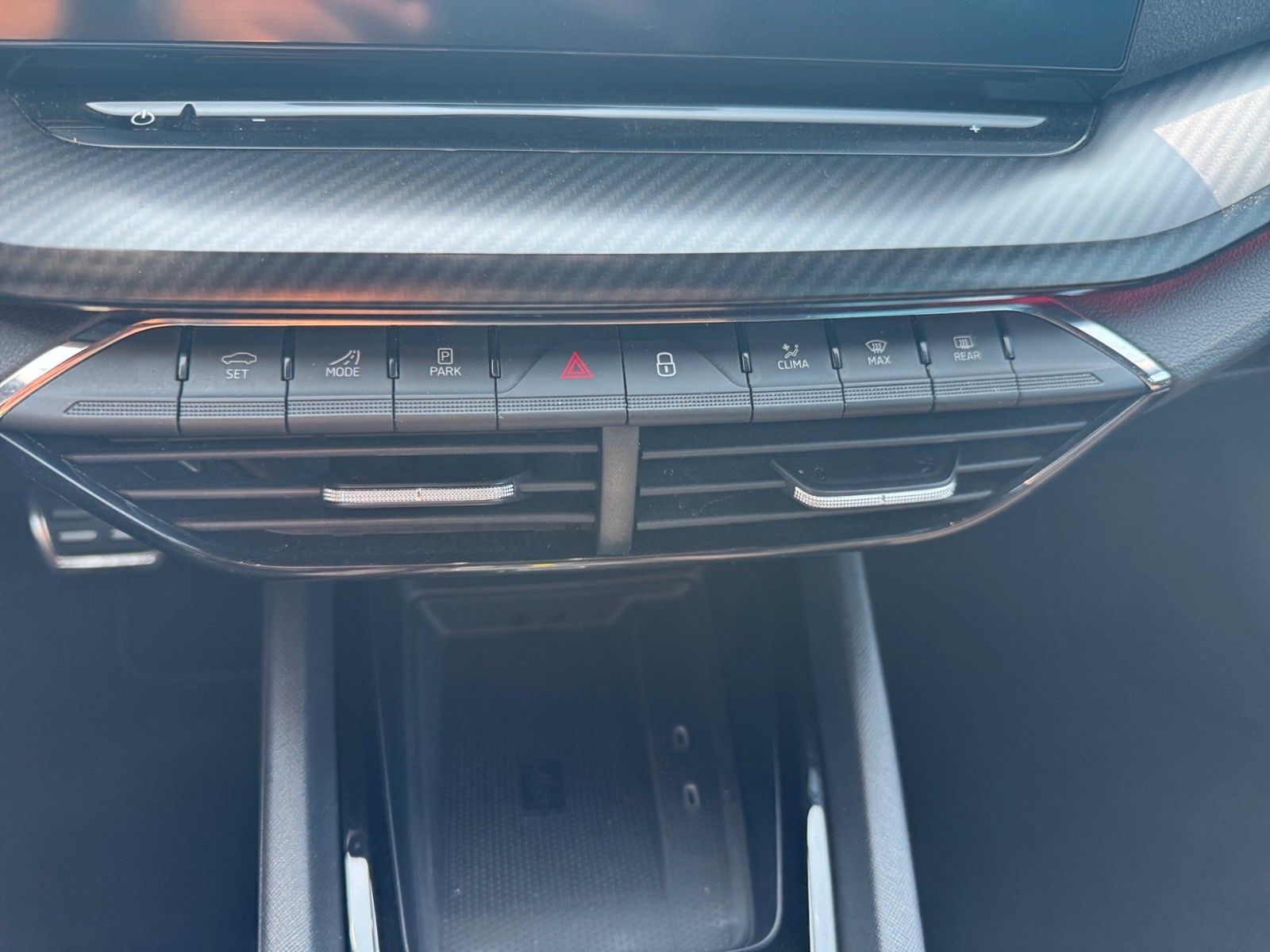 Fahrzeugabbildung SKODA Octavia Combi RS 2.0 TSI
