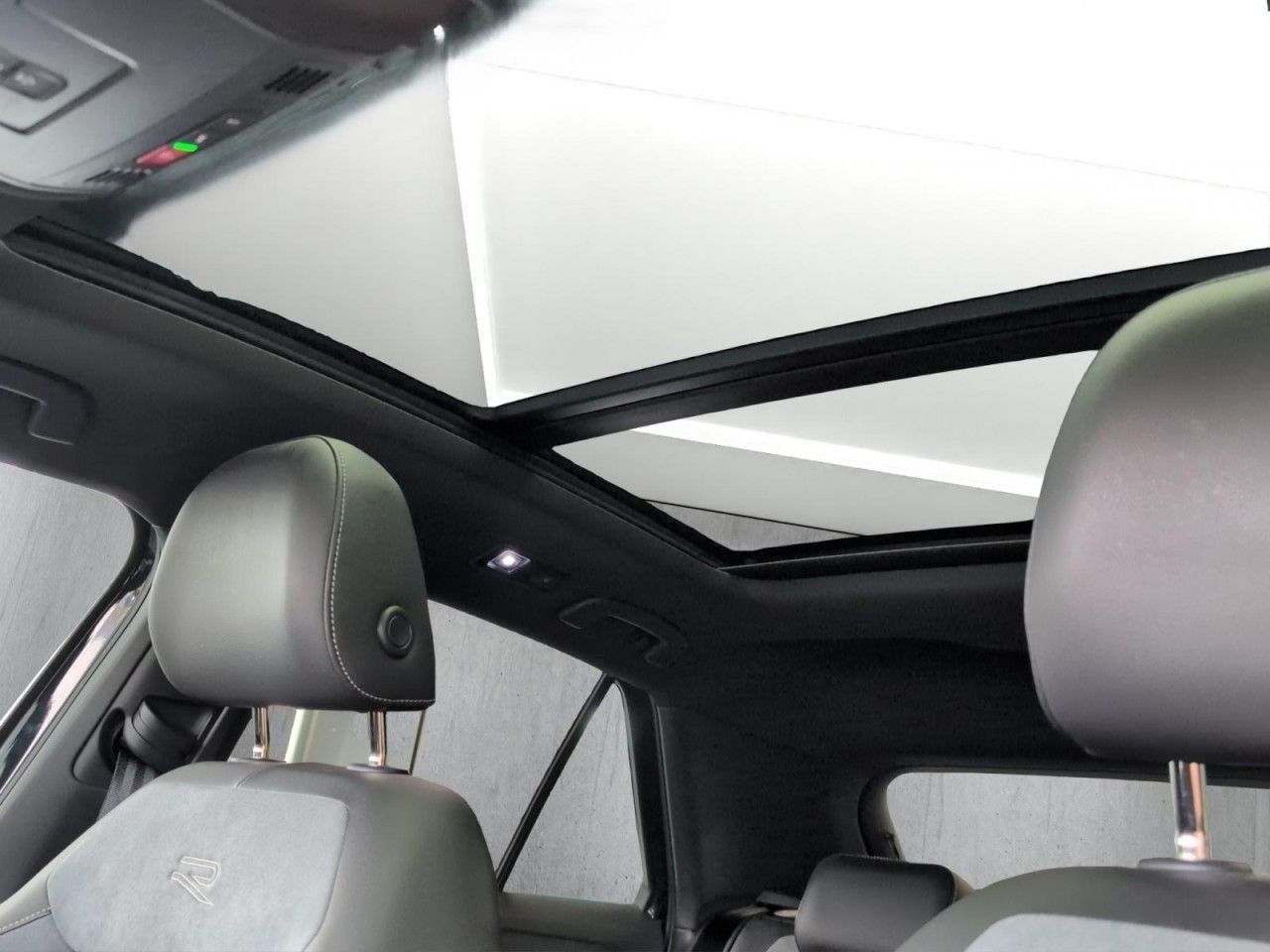 T-Roc R-Line 1.5 TSI Klima Navi Rückfahrkamera