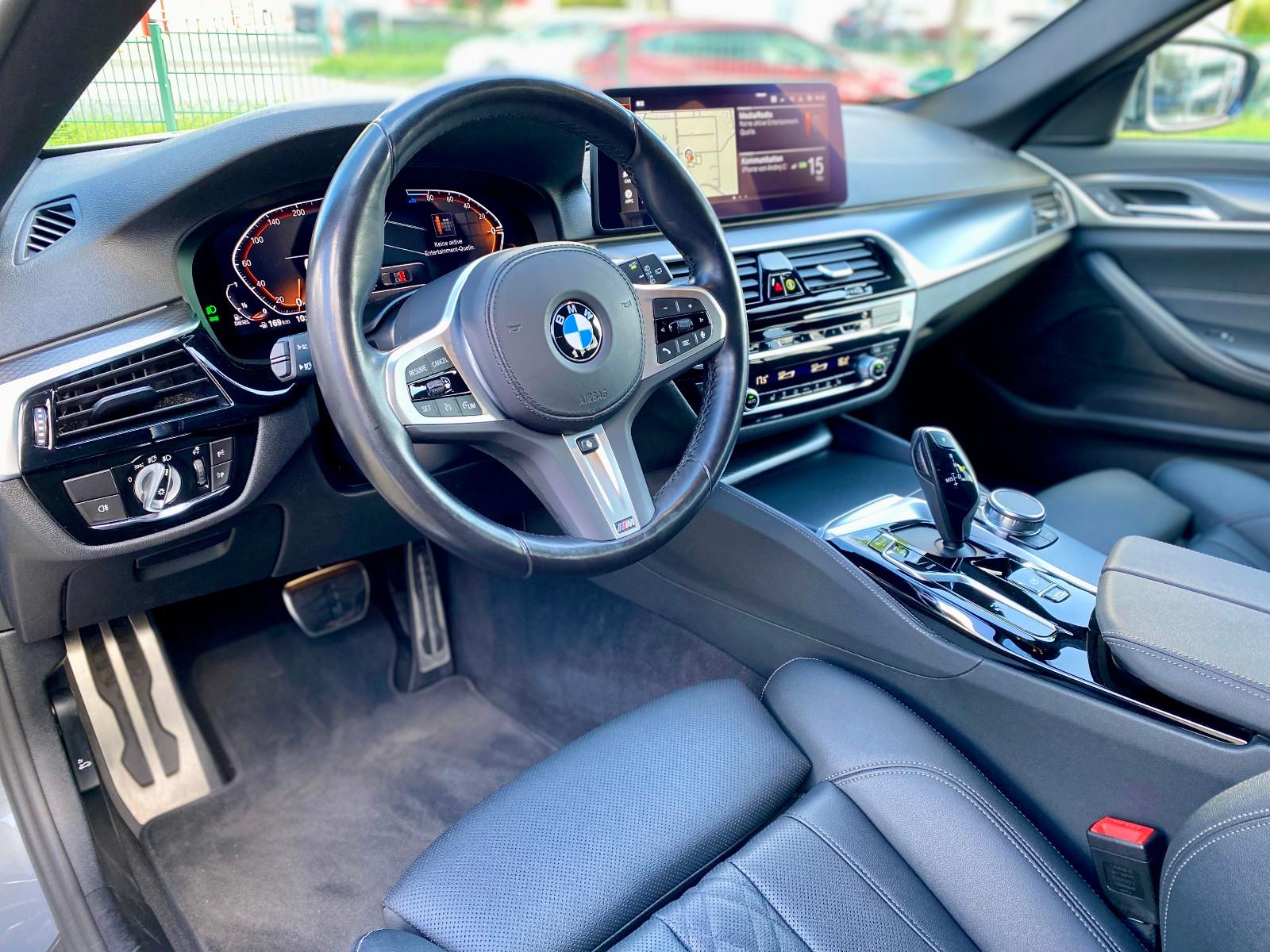 BMW 520 d xDrive M Sport Touring Standheizung AHK