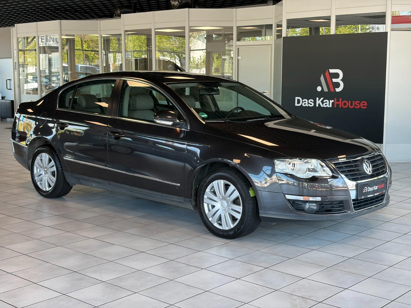 Volkswagen Passat Lim. 2.0 FSI Highline · PDC · 80 Tkm·