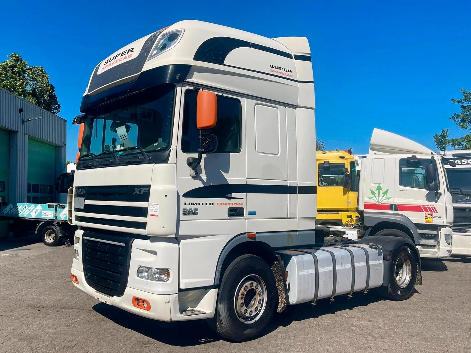 DAF XF 105.460 RETARDER, PARKING CLIMA, 2X FUEL TANK