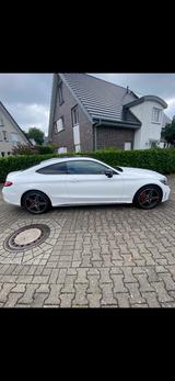 Mercedes-Benz C 400 4MATIC Autom. -AMG PAKET  SCHECKHEFT - gebrauchte Mercedes-Benz C 400 aus dem Jahr 2020