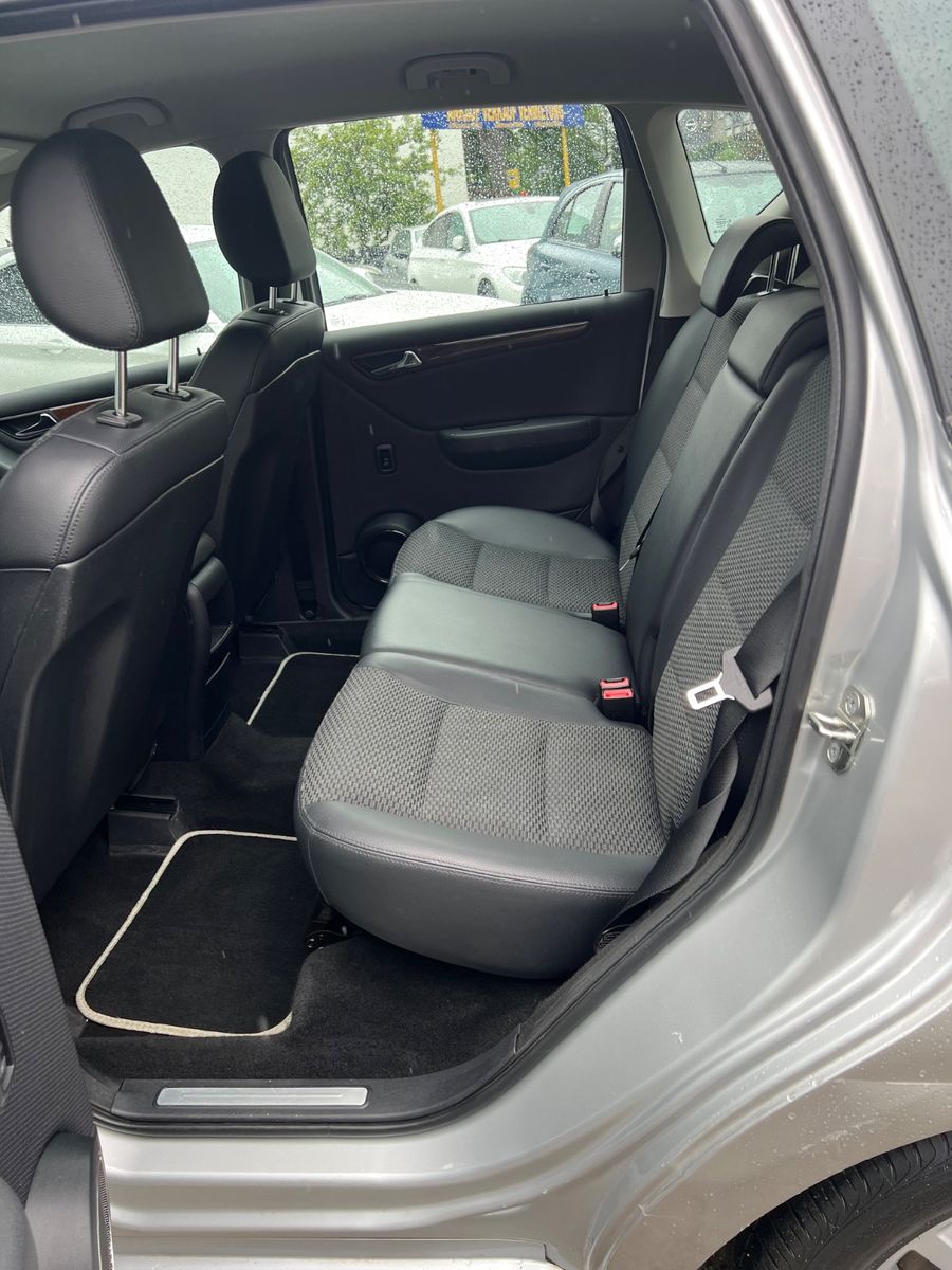 Fahrzeugabbildung Mercedes-Benz A 180 CDI ELEGANCE AUTOMATIK GETRIEBE NOTLAUF