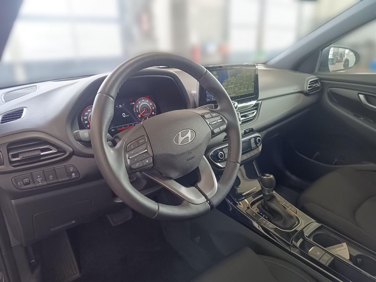 Fahrzeugabbildung Hyundai i30 1.5 T-GDI ADVANTAGE PANO*LED*SHZ*LHZ*NAVI***