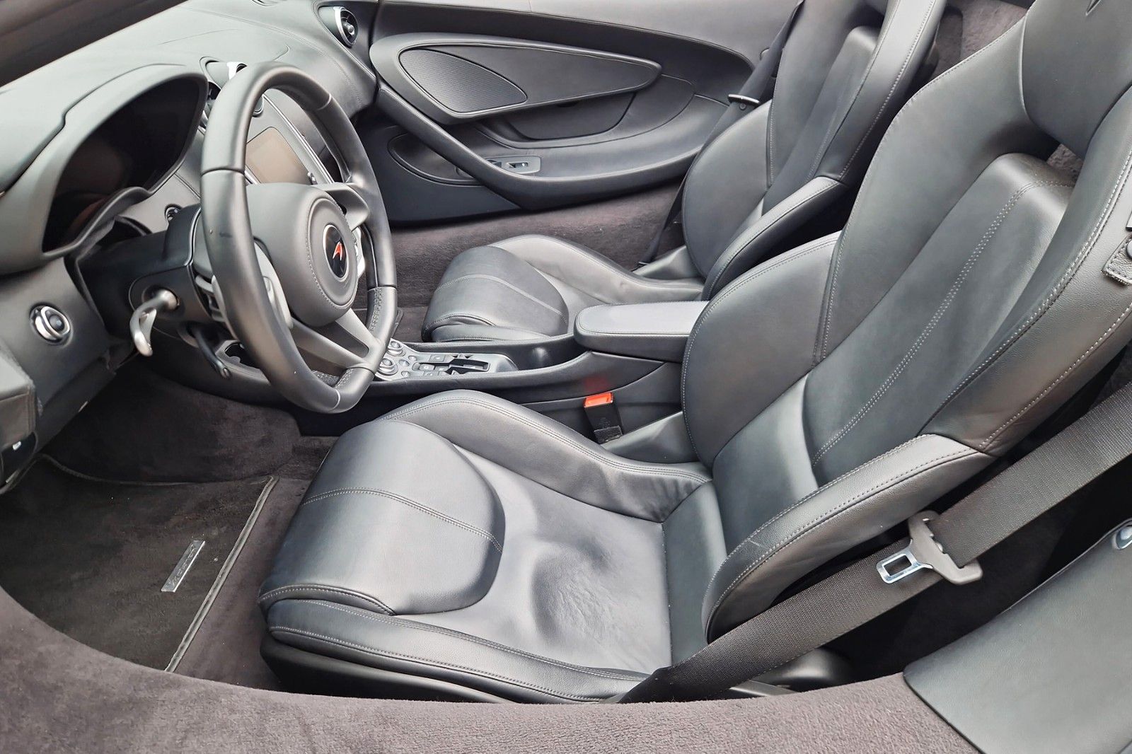 Fahrzeugabbildung McLaren 570S Spider*MSO Auspuff*Dt.Auto*MwSt.