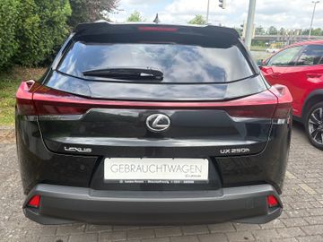 Lexus UX - 6