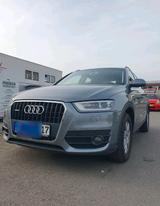 Audi Q3 Quattro - Audi Q3 mit Benzin-Antrieb: Kombi