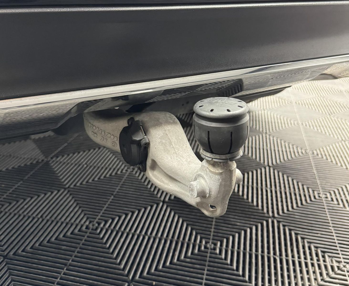 Fahrzeugabbildung Mercedes-Benz GLE 350d AMG/AIRMATIC/DISTRO/PANO/AHK/RCAM/CARP