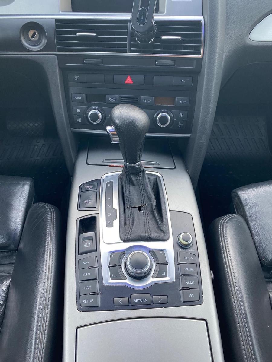 Audi A6 2009 — photo 10