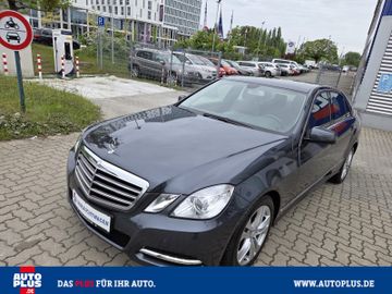 Mercedes E 200 - 2